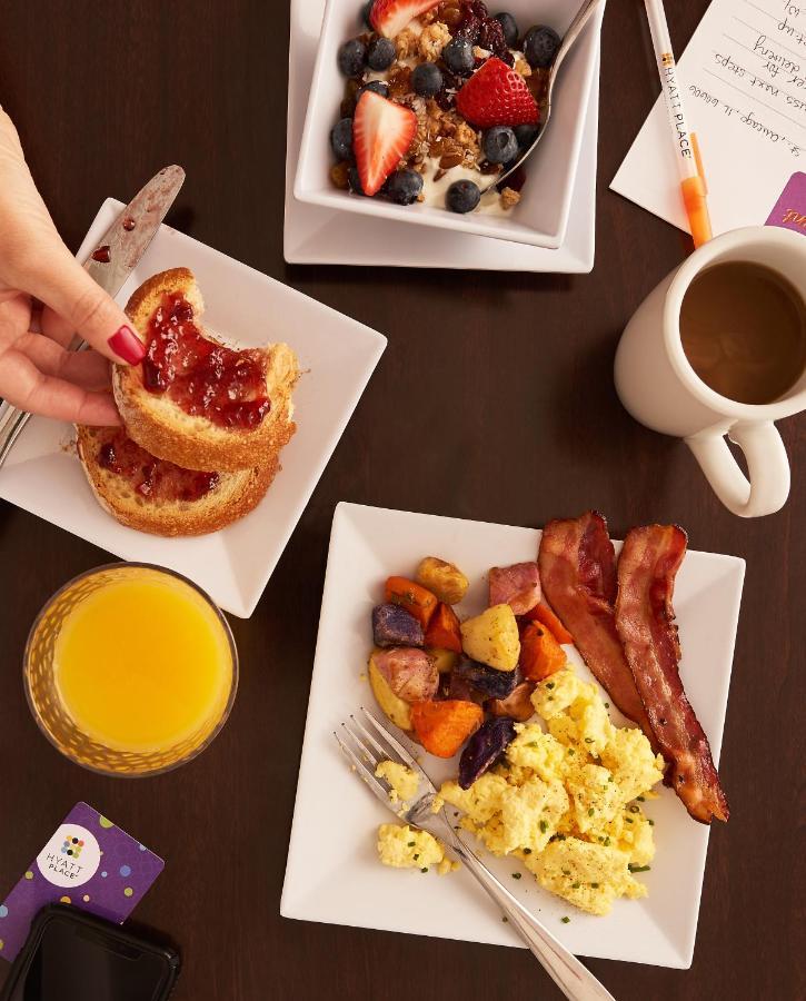 Hyatt Place Miami Airport East Miami Springs Bagian luar foto