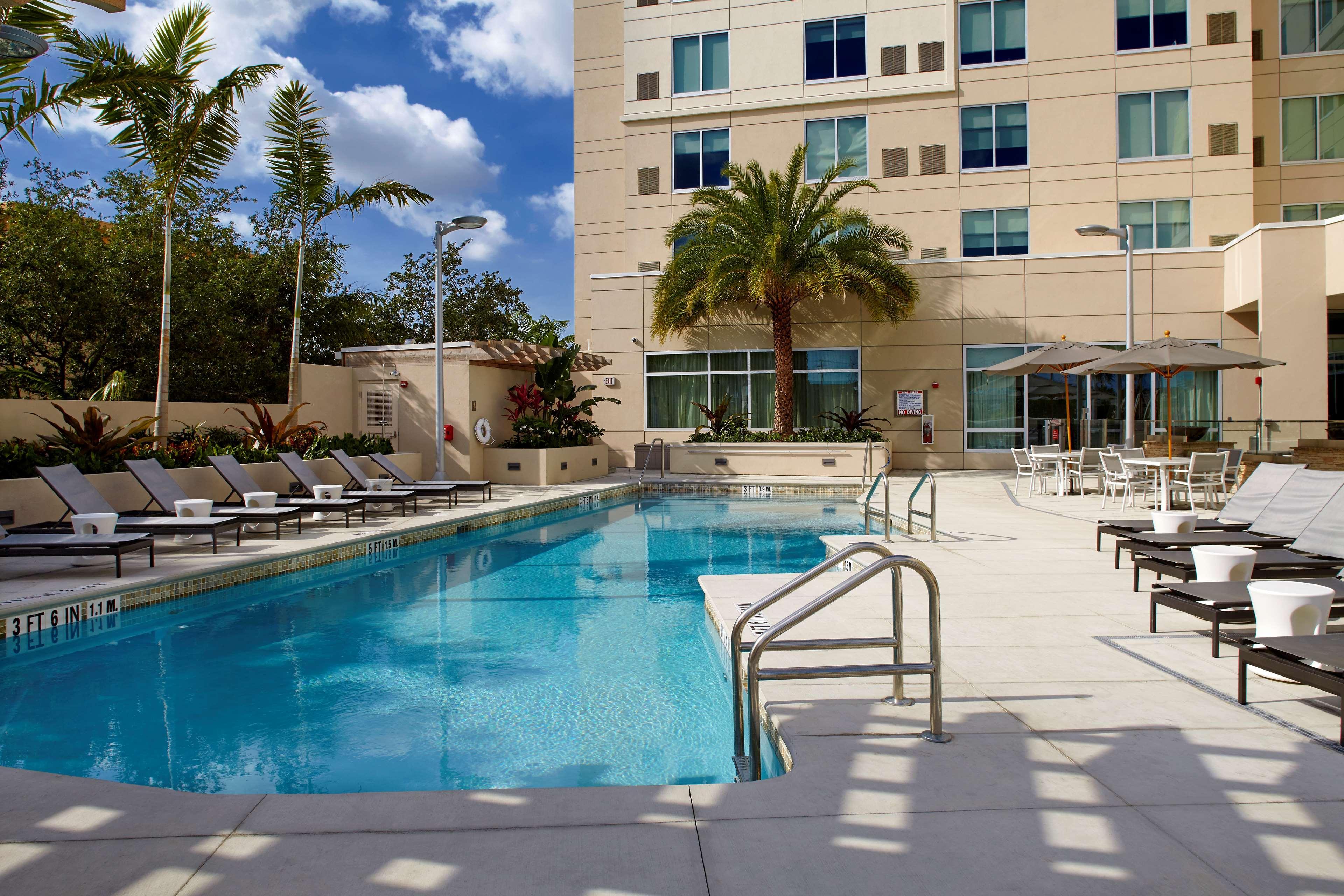 Hyatt Place Miami Airport East Miami Springs Bagian luar foto